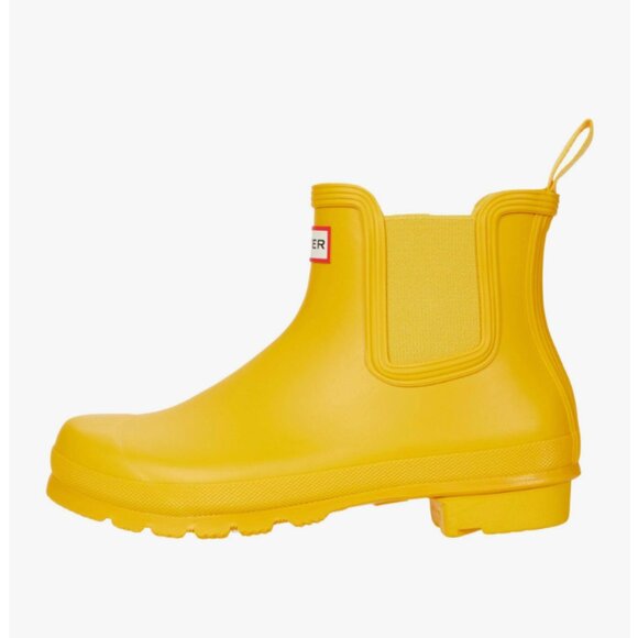 Hunter Women's PLAY™ Short Rain Boots in yellow - Picture 2 of 7